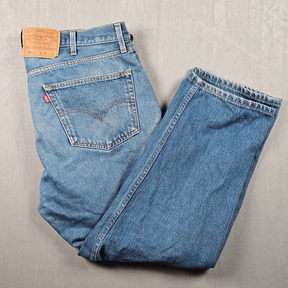 Levi's 501xx Jeans Men 40x30 Blue Medium Wash Straight Leg Button Fly‎ Denim